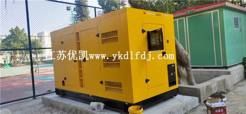 2021年1月18日，200KW玉柴發(fā)電機(jī)組靜音型交付廣西防城港某單位使用