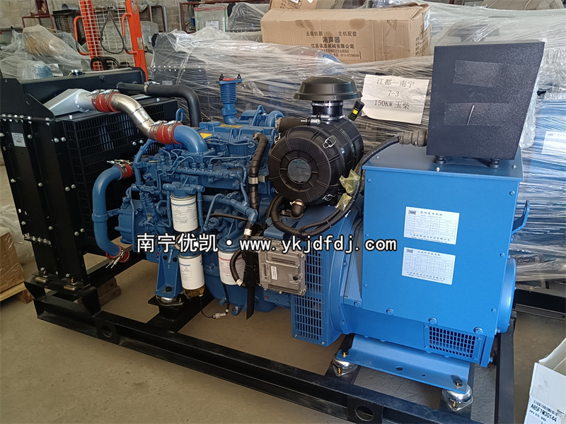 2022年10月11日，100KW玉柴國三柴油發(fā)電機組發(fā)貨崇左