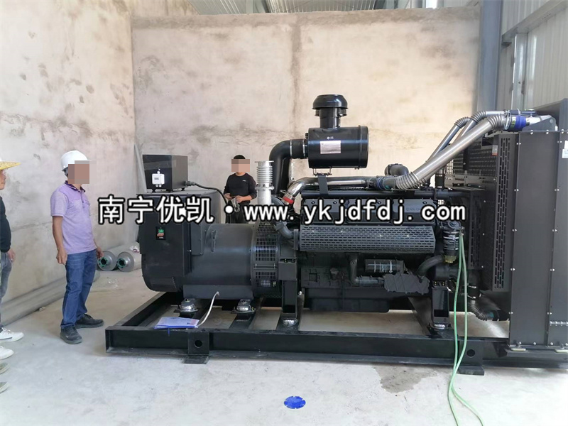 2022年10月24日，上柴600KW發(fā)電機組發(fā)貨廣西某項目工程