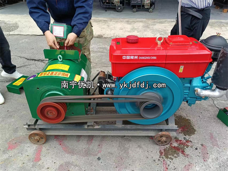 2023年5月9日，客戶到店自提一臺(tái)24kw單缸柴油發(fā)電機(jī)