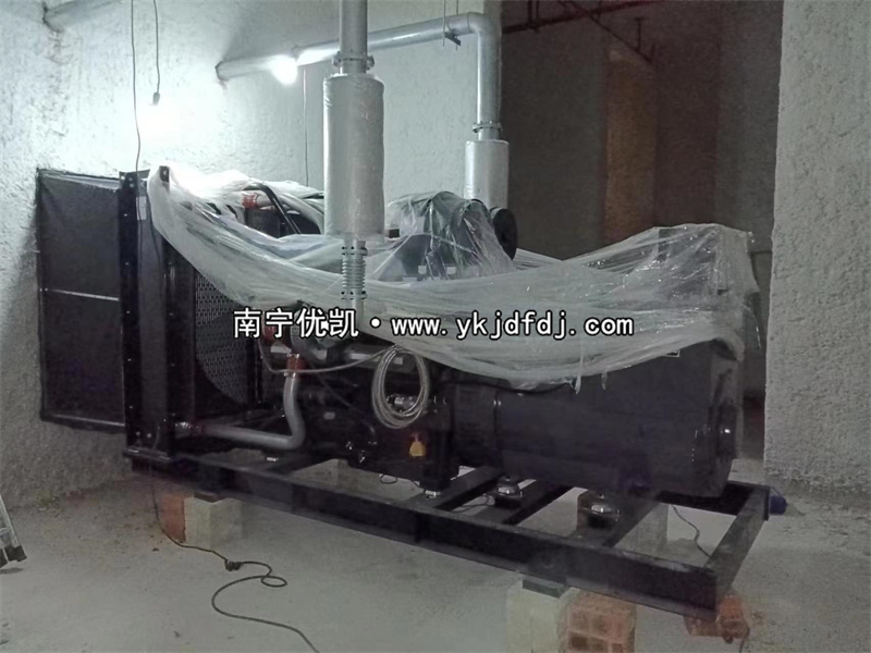 2023年5月19日，南寧項(xiàng)目640千瓦上海凱普發(fā)電機(jī)組到貨現(xiàn)貨