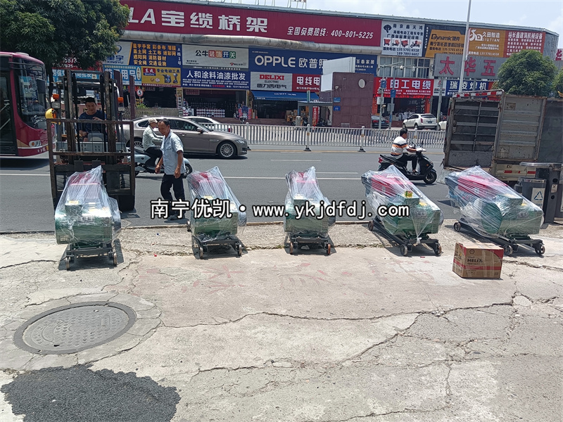 2023年7月26日，非洲項目出口5臺單缸柴油發(fā)電機組試機發(fā)貨大連港口